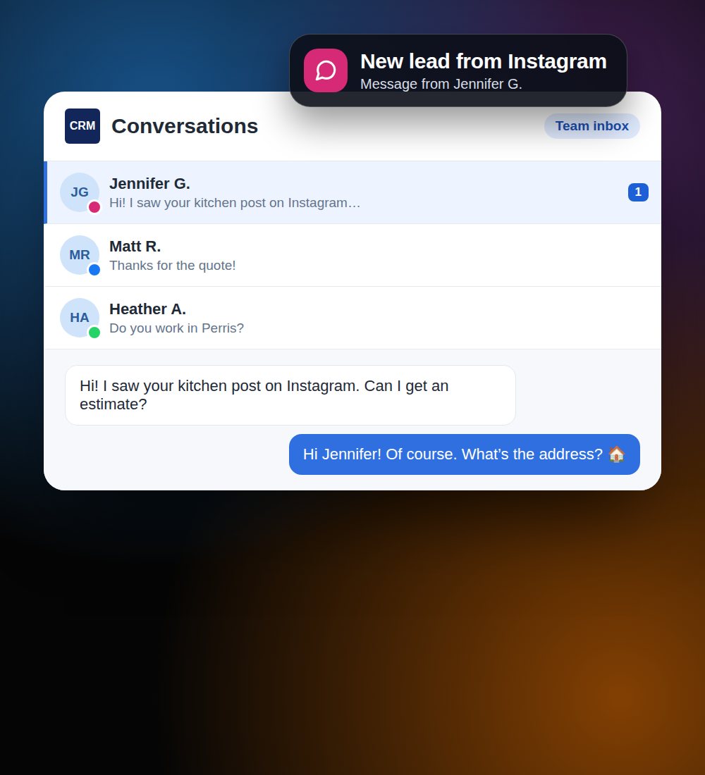 Bandeja de entrada del CRM con un mensaje nuevo de un cliente que vio una publicación en Instagram